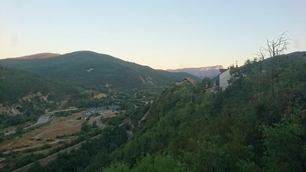 Casa Melitona Villa Castiello de Jaca Exteriör bild